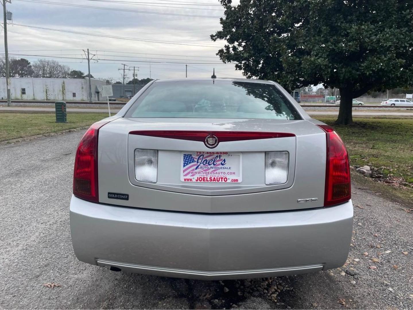 2007 Silver /Gray Cadillac CTS (1G6DM57T170) with an 2.8 V6 engine, Auto transmission, located at 5700 Curlew Drive, Norfolk, VA, 23502, (757) 455-6330, 36.841885, -76.209412 - Photo#3